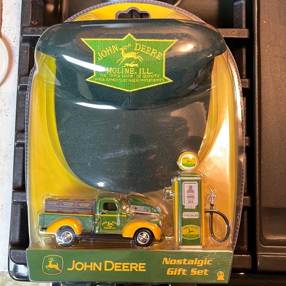 John Deere Other - Brand new John Deere Nostalgic gift set